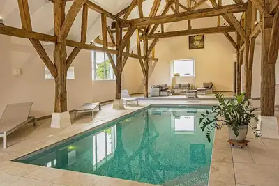 Image de Grand Gîte piscine chauffée intérieure toute l’année au milieu de la forêt