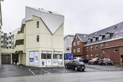 Image de Downtown Cosy Condo Apartment.