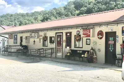 Image de Old Rustic Country store near Pine mtn. / Kingdom Come Park & Bad Branch Falls