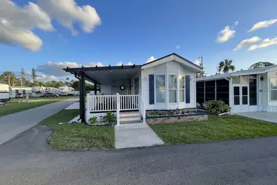 Image de One Bedroom/One Bathroom Lighthouse Cottage