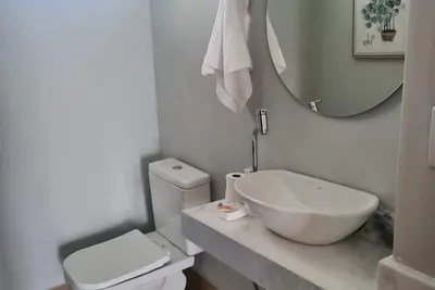 Image de Casa de Alto Padrão Condomínio Privado