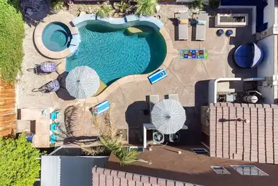 Image de This house is a 6 bedroom(s), 3 bathrooms, located in Coachella, Ca.