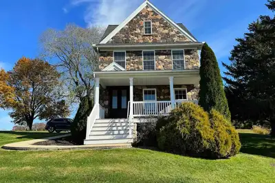 Image de Charming Farmhouse In Quarryville, Pa\n\n
