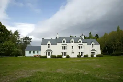 Image de Eight bedroom house set in breathtaking scenery