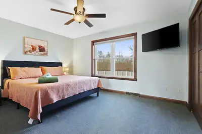 Image de The Goat House | Waterfront | Hottub | 3 Acres | 5 Bedrooms