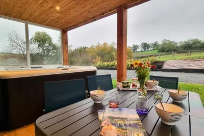 Image de Gîte de charme avec spa, terrasse et balcon - Tout confort, au cœur de la nature