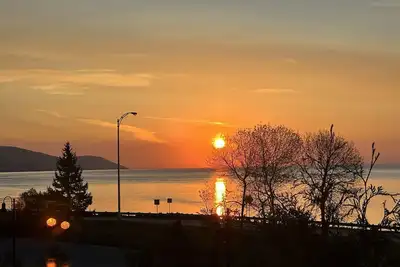 Image de Le phare du Quai - À 2 minutes du Casino