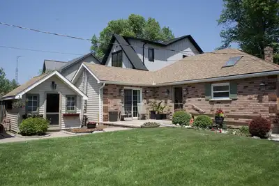 Image de Sunrise Villa on the Lake