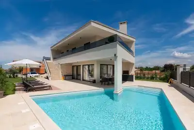 Image de Villa Perla with swimming pool and whirlpool