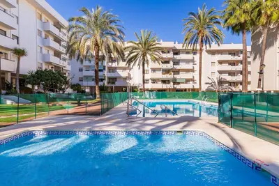 Image de Carihuela Playa - Terrasse, piscine, garage, 3 chambres