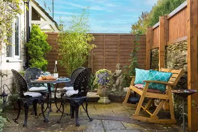 April Cottage -  a lovely house in the heart of Stow-on-the-Wold sleeping four guests