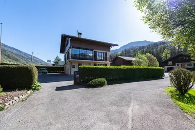 Image de Petite maison \"Gîte La Marmotte\" avec vue sur la montagne, terrasse privée et Wi-Fi