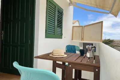 Image de Appartement de vacances 'El Islote At The Beach' avec vue sur la montagne, jardin partagé et Wi-Fi