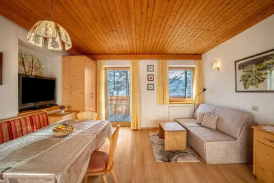 Image de Appartement App Hubertus - Sagernock avec vue sur montagne, balcon orienté sud et Wlan