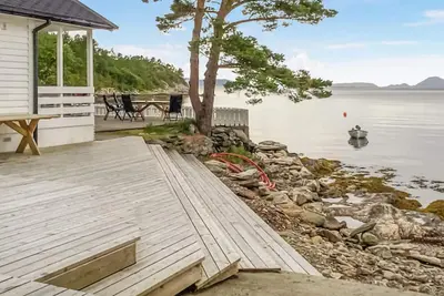 Image de Belle maison de 4 chambres à Stavang