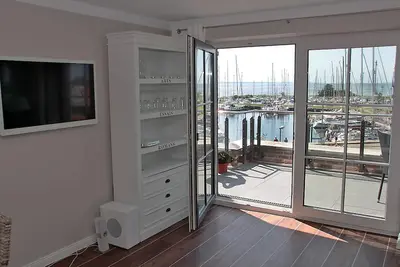 Image de Appartement-5-Salle de bain privée séparée-Vue sur la marina