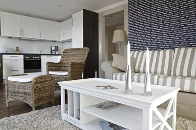 Image de Appartement-6-Salle de bain privée séparée-Vue sur la marina