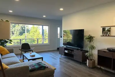 Modern 2-bedroom home with patio