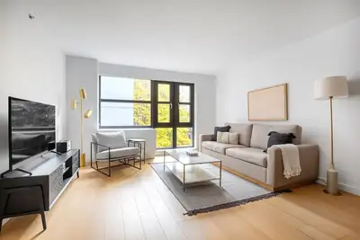 Image de Gorgeous Les 1br w/ Gym, Doorman & W/D, nr Park, by Blueground