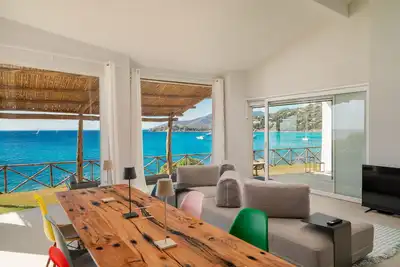 Image de Villa Jovis : Bord et accès à la mer, Piscine