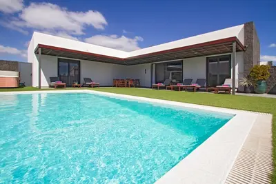 Image de Villa Zanata with air conditioning and hot tub