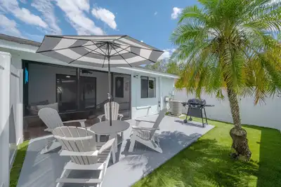 Image de Sunny Oasis: Villa Retreat! Relaxing tropical getaway close to beautiful beaches