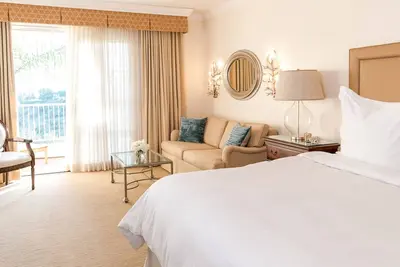 Image de Four Seasons Luxury Villa for 8, minutes from the beach! Onsite Golf and Spa!