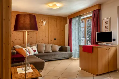 Image de Appartement \"Pordoi\" avec vue sur les montagnes, terrasse privée et Wi-Fi