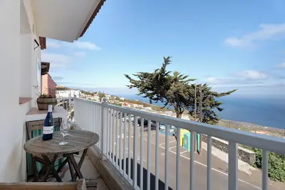 Image de Appartement 'Trebol 1' avec vue sur la mer, balcon et Wi-Fi
