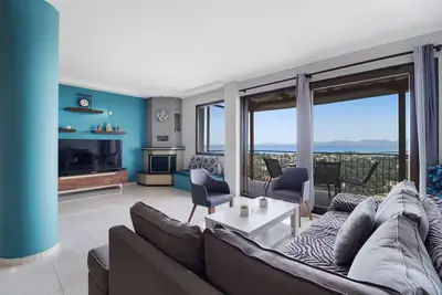 Image de Appartement 'Remvi House 1' avec vue sur la mer, Wi-Fi et climatisation
