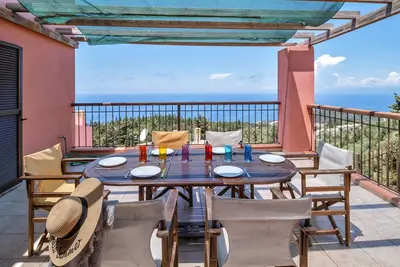 Image de Appartement \"Villa Afrodite\" avec vue sur la mer, Wi-Fi et climatisation