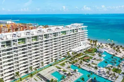 Image de 3 Bedroom Oceanfront Penthouse Suite 5 Diamond Resort Cancun Garza Blanca