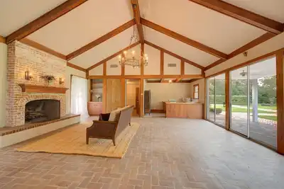 Image de Exclusive gated Cottage on the Bayou