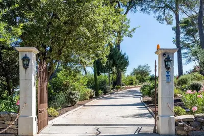 Image de Bastidon Domaine L'Helion 4 ou 6 Personnes