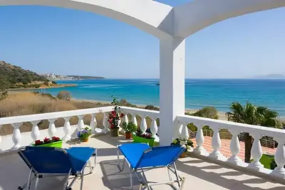Cozy seaside apartment with big veranda on Almyros Beach, Mirabello Gulf, Crete
