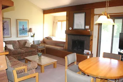 Image de Winter Wonderland! \nYour perfect condo to explore all Jackson Hole Winter Fun