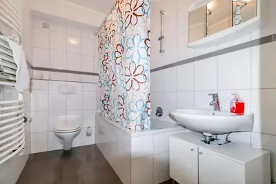 Image de Family-friendly, large apartment (approx. 70m²) in Cologne city center