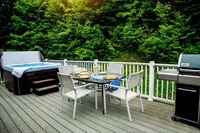 Image de Summer Family So. Vt Getaway - Hot Tub- Game Room- Fire Pit