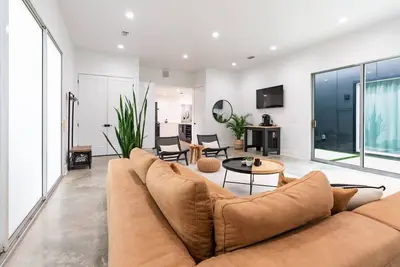 Image de Walk to Midtown - Close to Fsu! 3 Bed\/ 2 Bath
