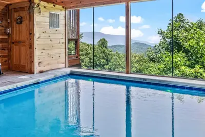 Image de Winter Specials-Pvt Indoor Heated Pool-Dogs Welcome-Mtn View, Game Rm, & Hot Tub