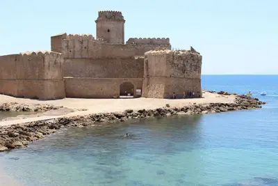 Image de Apartments in private villa with pool and less than 100 away from the beach