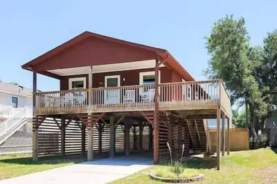 Image de Dog & Family Friendly, 6' Gated Fence, Gated Porch