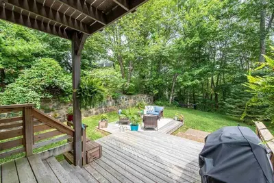 Image de Peaceful 3-bdrm Getaway with beautiful property\n\n