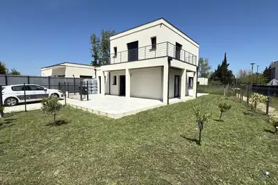 Image de Superbe villa neuve proche de la mer
