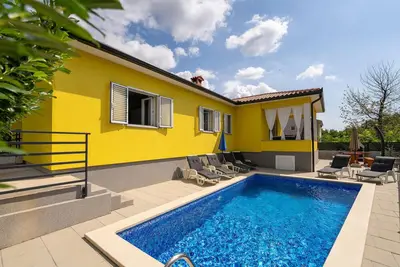 Superbe maison à Labin avec WiFi