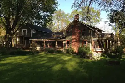 Image de Beautiful old home with lots of character, a few blocks from downtown Prescott!