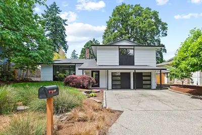 Image de Tranquil Oasis and Soothing Outdoor Area. Family Friendly