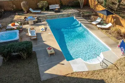 Image de Fall Sale: 15% Off 3+ nights  – thru Nov 30!