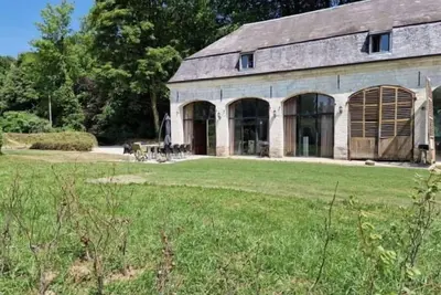 Image de Converted Castles-Cottage in the midst of nature.