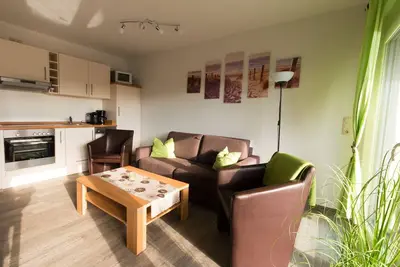 Image de Sonnige Eg-wohnung mit Terrasse und Gemeinschaftsgarten - 45 m² bis zu 4 Pers